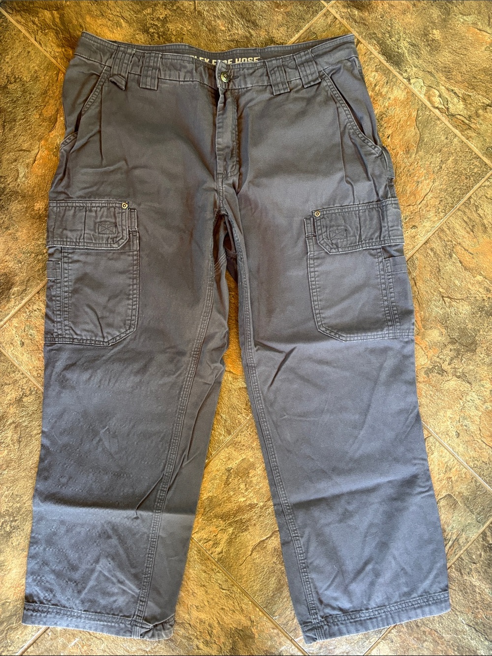 Duluth Flex Firehose cargo work pants, trim fit